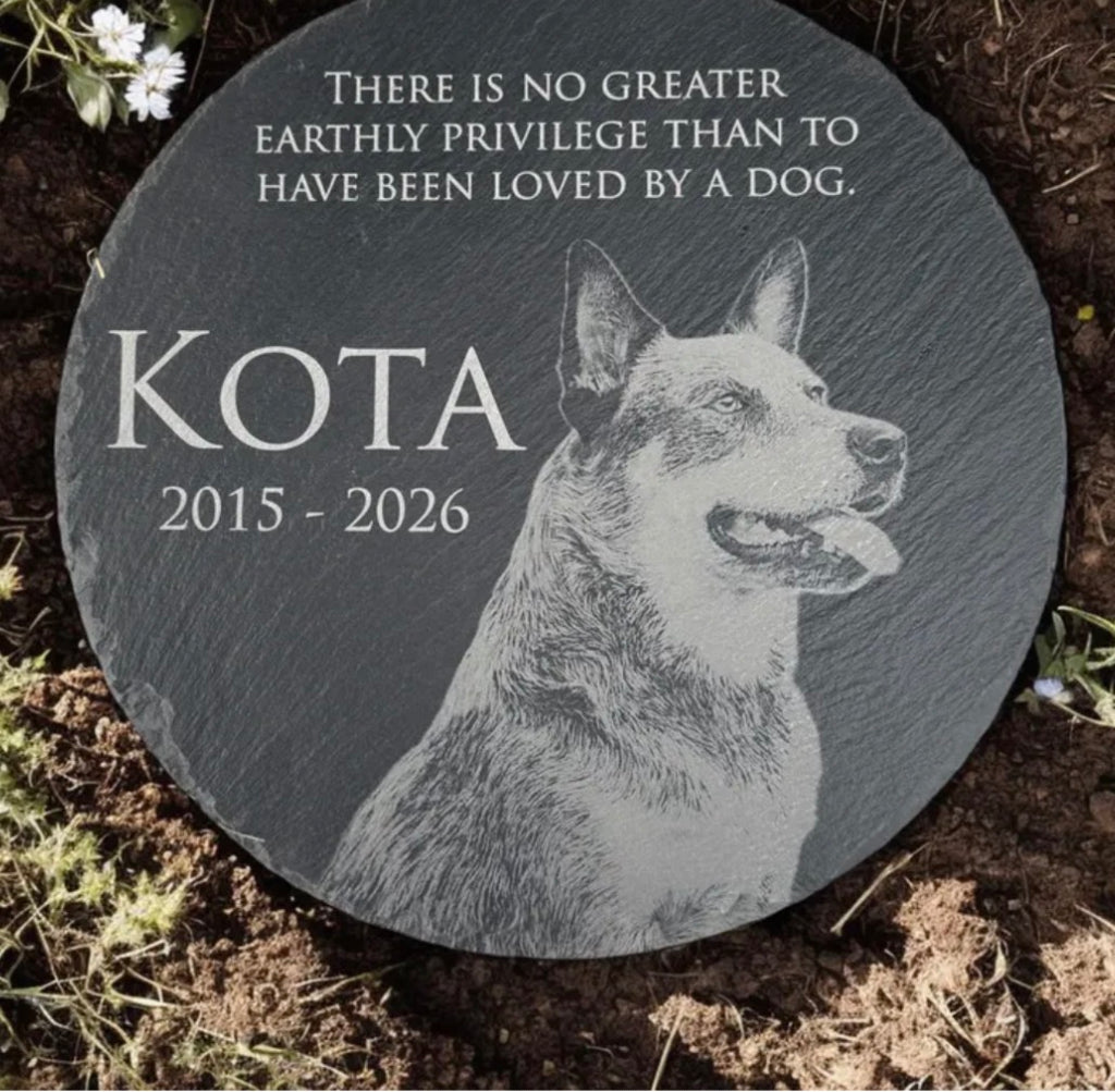 Custom pet tombstone